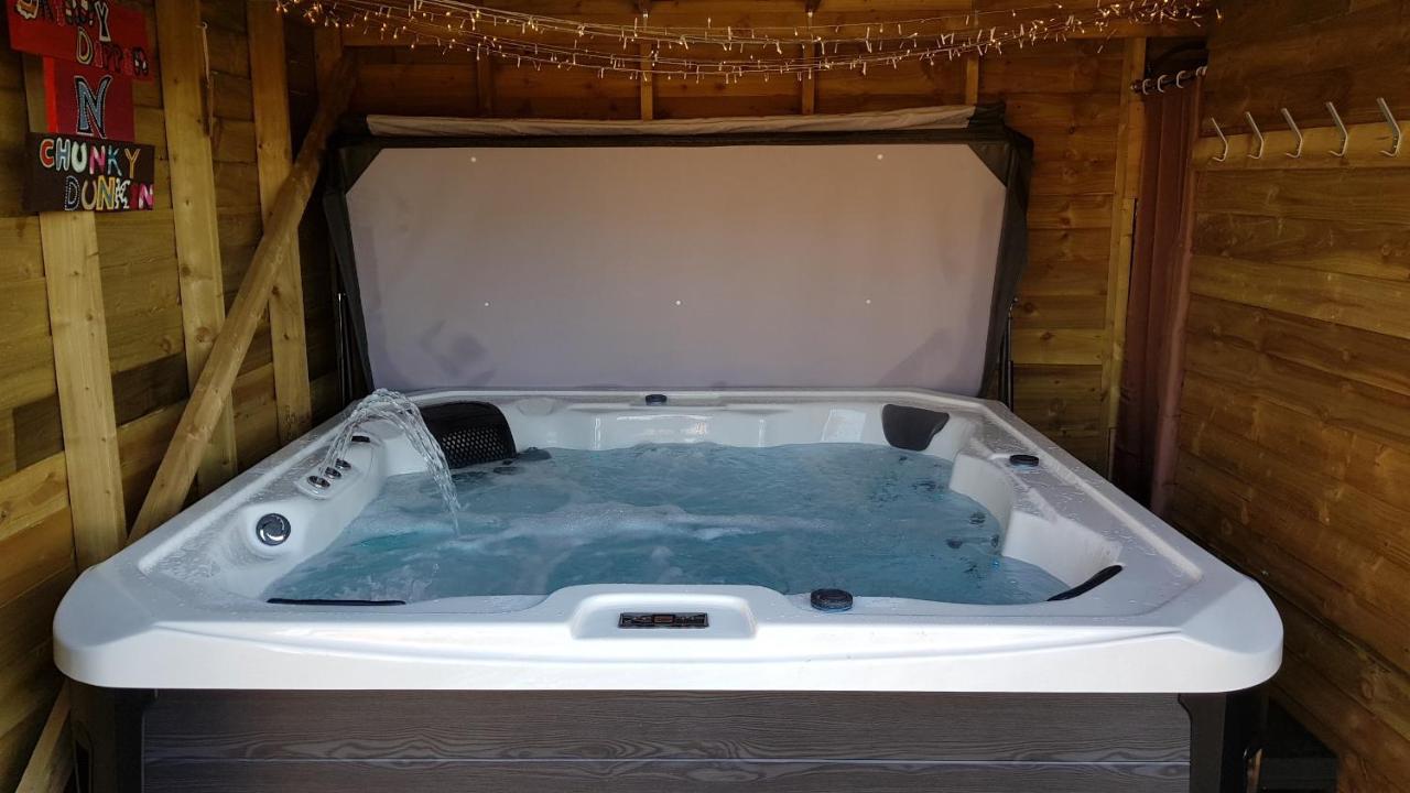 Hot Tub Pet Friendly Luxury Cosy Cottage, Near Withernsea And Patrington Welwick エクステリア 写真