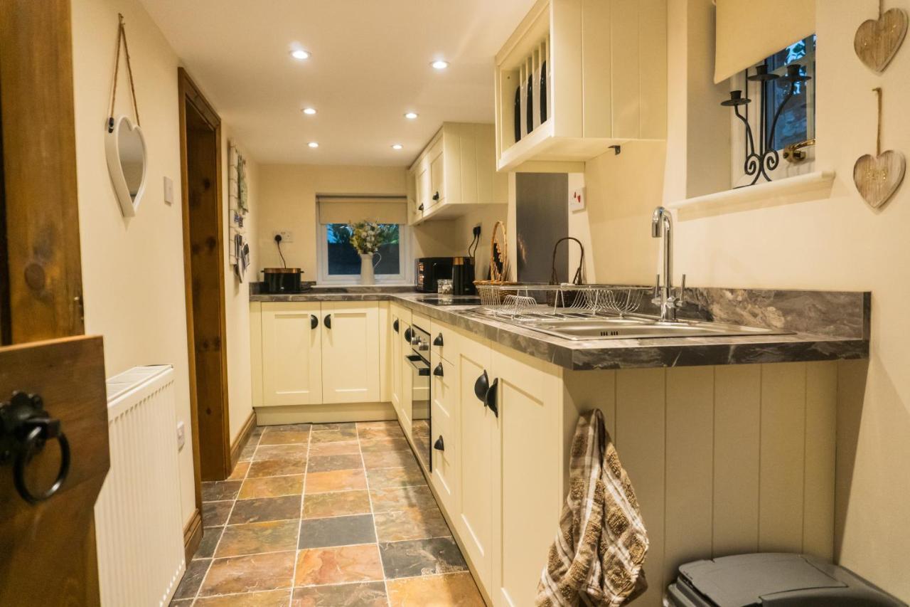 Hot Tub Pet Friendly Luxury Cosy Cottage, Near Withernsea And Patrington Welwick エクステリア 写真